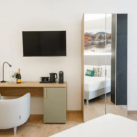 게스트하우스 Suites&more 3*
