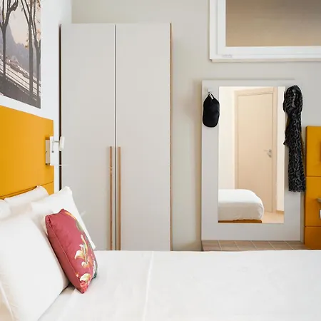 게스트하우스 Suites&more 3*