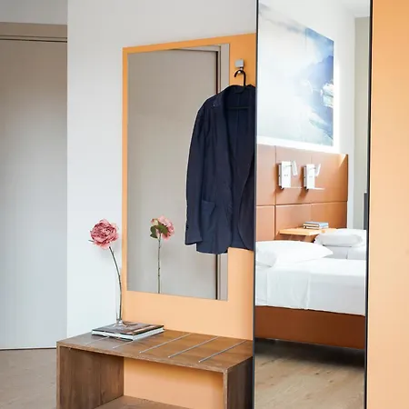 게스트하우스 Suites&more 3*