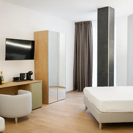 Suites&more 3*