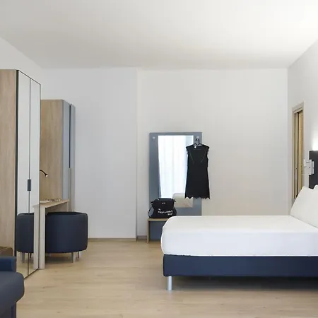 게스트하우스 Suites&more 3*